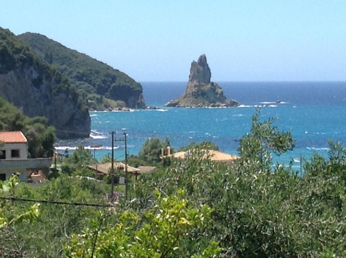 Villa- Nefeli * Agios Gordios (Corfu)